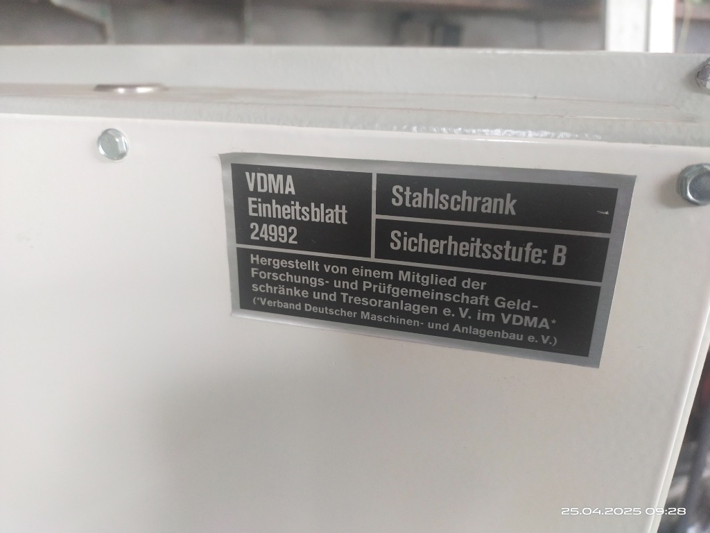 2b88eb13e8bca7697f1992c8c96182acdadc3e409ca1e30876c1ec749b00ae47d2268eae8589232aef64c8480dc7cc0748f95d5b7947ca589b941c53294b6d859723b157b776b9694c0940c70a103b54ad525c36706c9f9f682d5545119eabb9